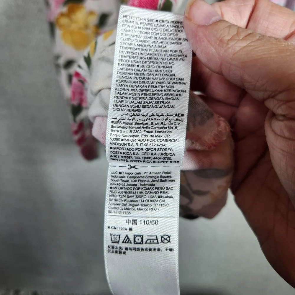 Old Navy adorable floral